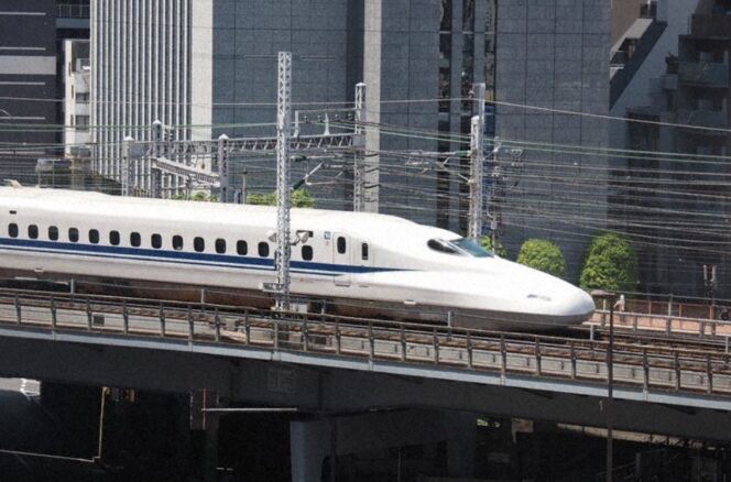 
					Kebakaran di Jalur Shinkansen Tokaido Ganggu Layanan Kereta Cepat Tokyo-Osaka