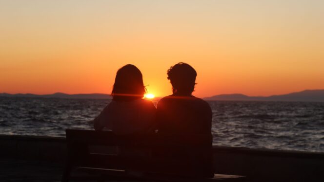 
					Fenomena “Friendship Marriage” di Jepang: Menikah Tanpa Cinta dan Seks, Demi Hidup yang Lebih Stabil