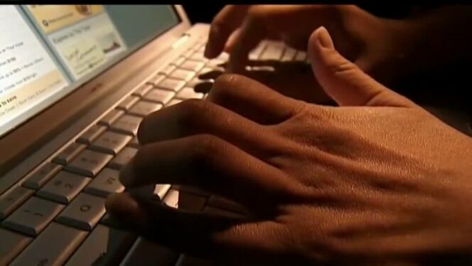 
					Guru SD di Saga, Jepang Dipecat karena Miliki Sekitar 500 Video Pornografi Anak