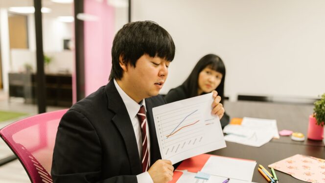 
					Kouhai dan Senpai: Sistem Hierarki di Sekolah dan Tempat Kerja Jepang