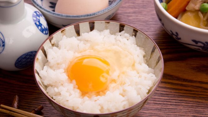 
					Makan Telur Mentah? Di Jepang Itu Biasa Aja, Kok. Ini Alasannya!