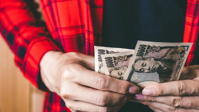 
					Bawa Uang Tunai Berapa Banyak ke Jepang? Panduan Buat Pemula
