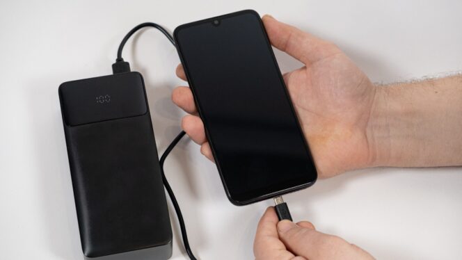 
					⚡ Tips Bawa Power Bank & Gadget ke Jepang: Batasan & Daya yang Aman