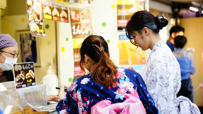 
					Bahasa Jepang dalam Dunia Street Food: Kosakata yang Bermanfaat Saat Kamu Jajan