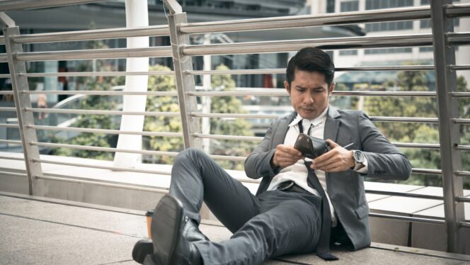 
					💼 Kenapa Banyak Orang Jepang Menjadi ‘Salaryman’ Seumur Hidup?