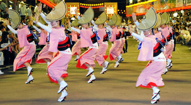 
					“Bon Odori”: Menari Bersama Arwah Leluhur dalam Irama Musim Panas