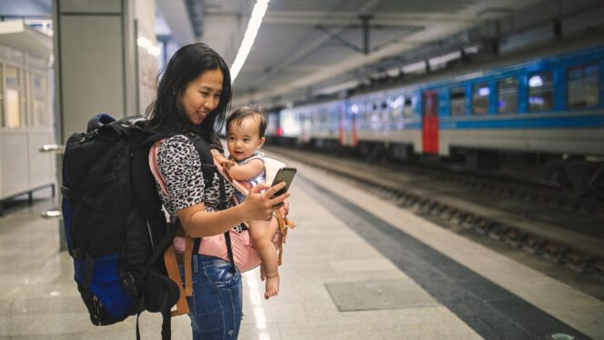 
					Bawa Anak ke Jepang? Ini Tips Liburan Keluarga Anti-Rewel