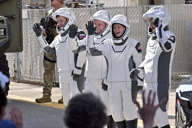 
					Astronaut Jepang Kimiya Yui Kembali ke Luar Angkasa Setelah 10 Tahun Lewat Misi SpaceX Crew-11