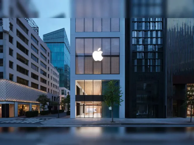 
					Apple Buka Kembali Toko Flagship di Ginza, Tim Cook Sambut Langsung Pelanggan