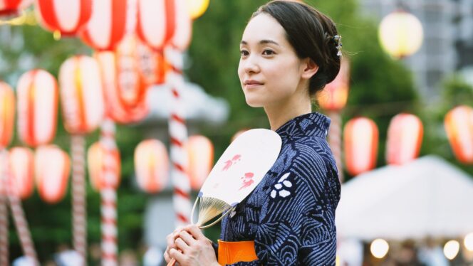 
					Sensu & Uchiwa: Kipas Jepang sebagai Seni, Simbol, dan Souvenir