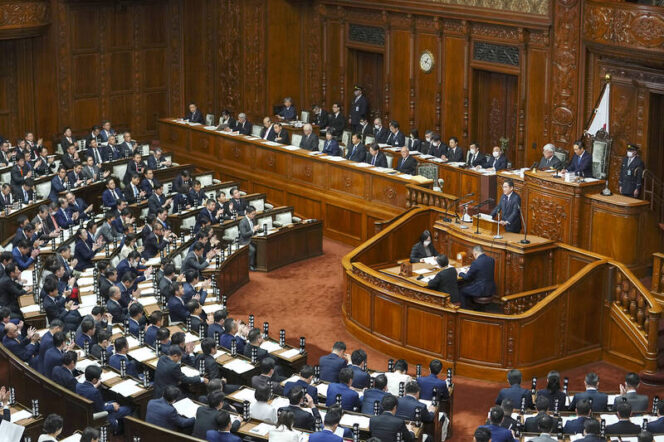 
					LDP Tolak Nama Keluarga Terpisah, Pilih Legalkan Penggunaan Nama Gadis Setelah Menikah