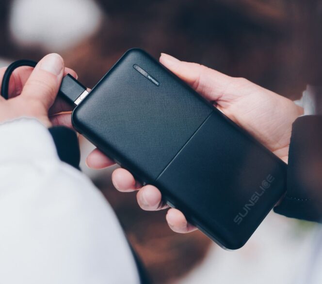 
					Jepang Larang Penggunaan Power Bank di Pesawat Mulai April Usai Serangkaian Insiden Kebakaran