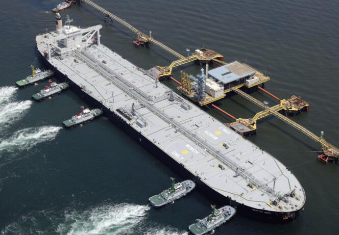 
					Kapal Tanker Jepang Berhasil Tiba Lewat Selat Hormuz di Tengah Konflik Iran