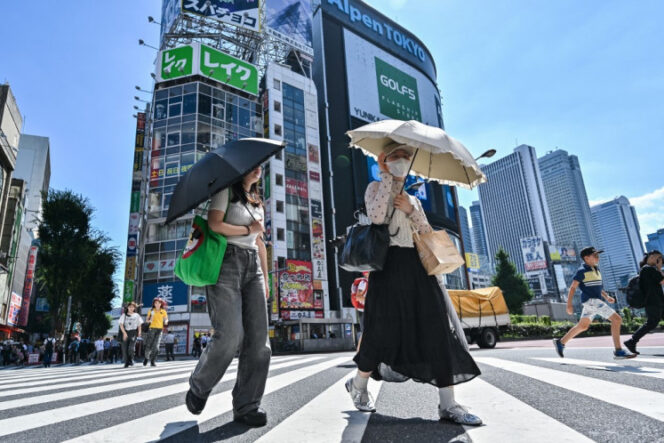 
					Gelombang Panas Landa Jepang, Suhu Tembus 38 Derajat di Prefektur Shizuoka