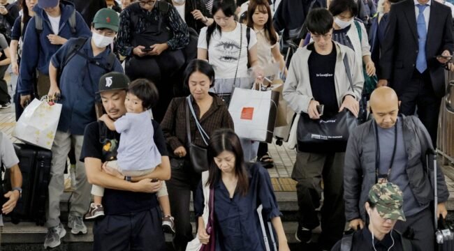This photo shows a crowded Tokyo Station on the last day of the Silver Week holidays on Sept. 23, 2026. (Kyodo)