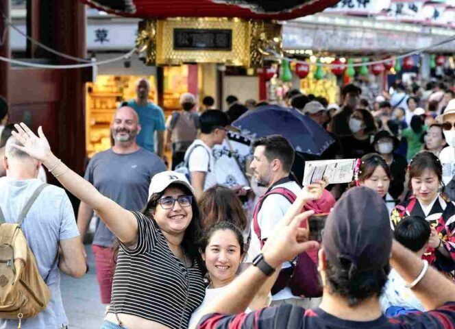 
					Kunjungan Wisatawan Asing ke Jepang Turun 5 Persen, Turis China Terus Berkurang
