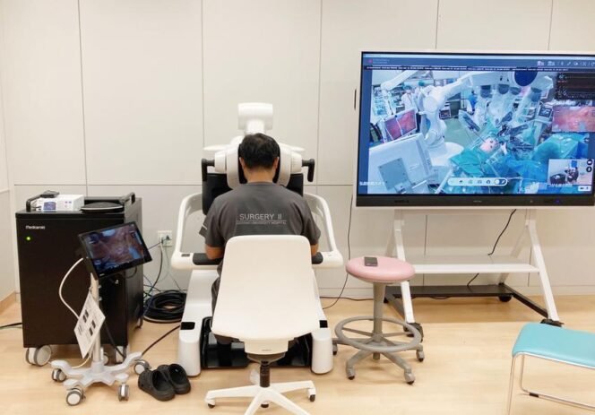 
					Jepang Uji Operasi Kanker Usus dengan Robot yang Dikendalikan dari Jarak Jauh